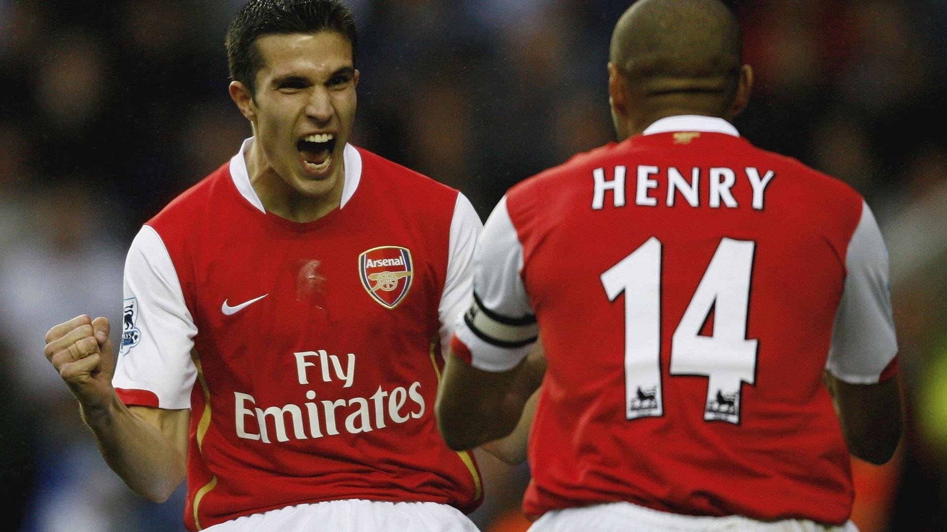 足球训练加入眼部反应测试项目,足球怎么训练视野